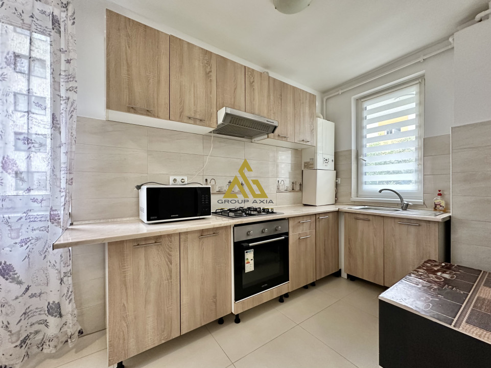 Inchiriere Apartament 3 camere si garaj, strada Rodnei, imobil nou