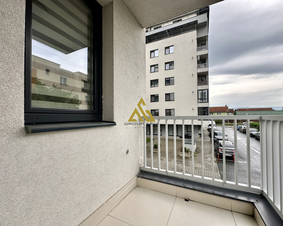 Inchiriere Apartament 3 camere si garaj, strada Rodnei, imobil nou