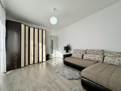 Inchiriere Apartament 2 camere decomandate, Borhanci, parcare