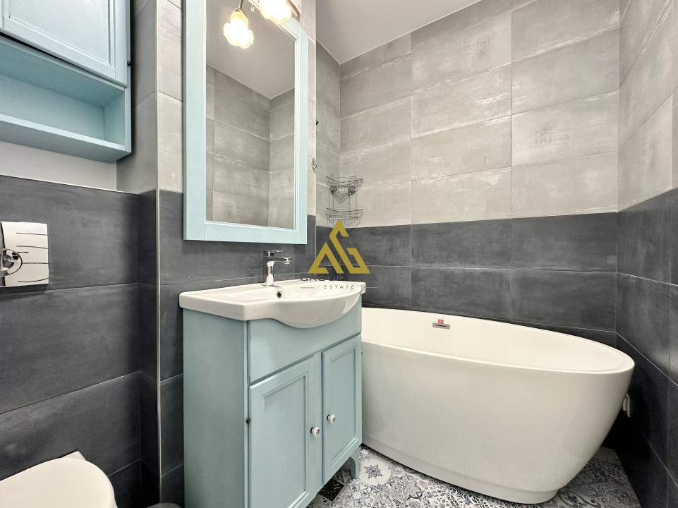 Inchiriere Apartament 3 camere si 2 parcari, 73 mp, Scala Frunzisului