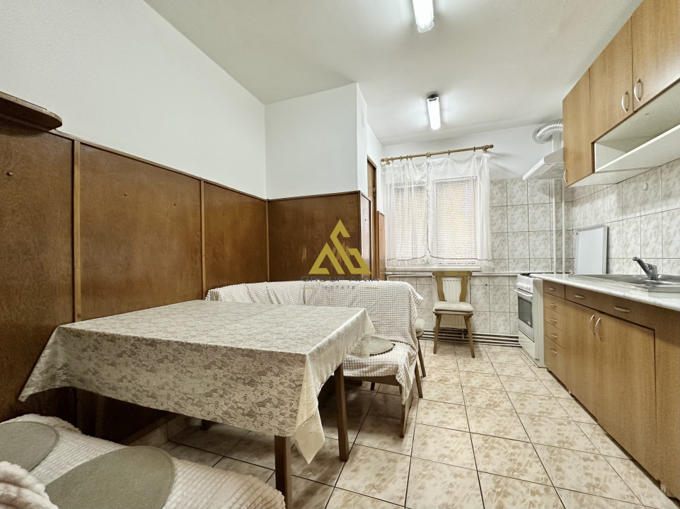 Inchiriere Apartament 4 camere, Gheorgheni, langa FSPAC - hotel Topaz