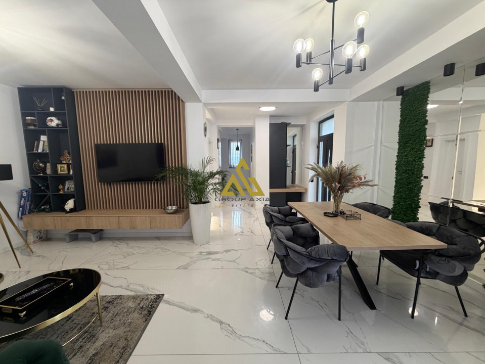 4 camere, 150 mp, 2 balcoane, terasa 80 mp, gradina 200 mp, Voronet