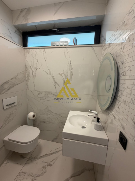 4 camere, 150 mp, 2 balcoane, terasa 80 mp, gradina 200 mp, Voronet