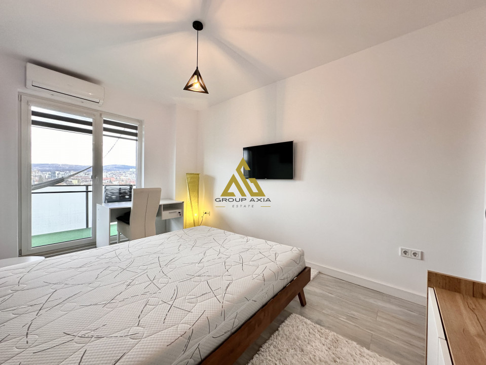 Inchiriere Apartament 3 camere, 2 bai, zona centrala, garaj