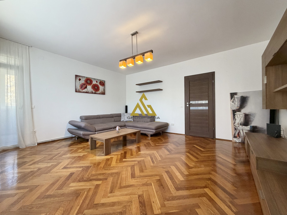 Apartament 3 camere decomandate, confort sporit, Plopilor, parcare