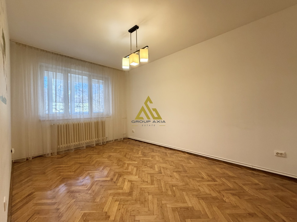 Apartament 3 camere decomandate, confort sporit, Plopilor, parcare