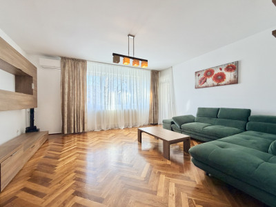 Apartament 3 camere decomandate, confort sporit, Plopilor, parcare