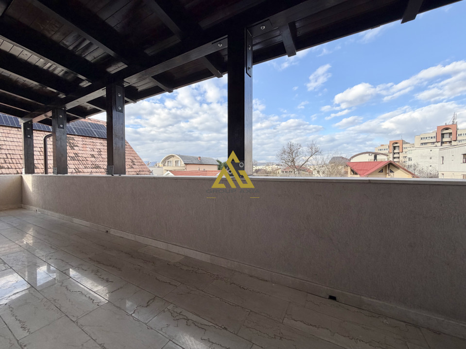 Spatiu birou in imobil tip vila, 3 incaperi,120 mp, parcari,Gheorgheni