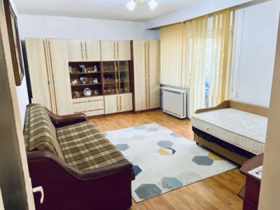 2 camere, decomandate, 55 mp, 2 balcoane, etaj 2, Marasti