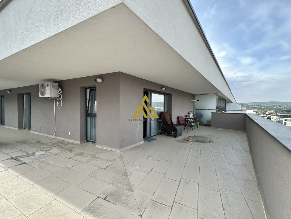 Apartament cu 3 camere si terasa de 56 mp, Scala Center, garaj