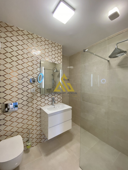 Inchiriere Apartament 3 camere, zona centrala, Scala Center, garaj