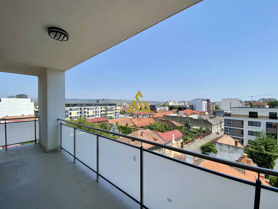 Inchiriere Apartament 3 camere, zona centrala, Scala Center, garaj