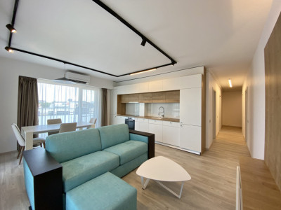 Inchiriere Apartament 3 camere, zona centrala, Scala Center, garaj