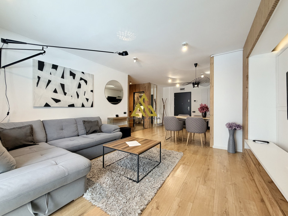 Inchiriere Apartament 2 camere, Scala Center, garaj