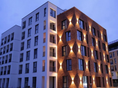 Comision 0! 3 camere, FINISAT etaj 3, lift, Floresti str. Tineretului 