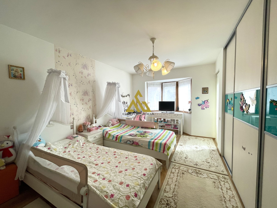 Casa individuala splendida in Andrei Muresanu, 252 mp, teren 912 mp