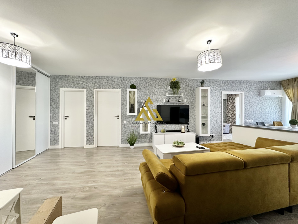 Inchiriere Apartament 3 camere, Scala center, optional garaj