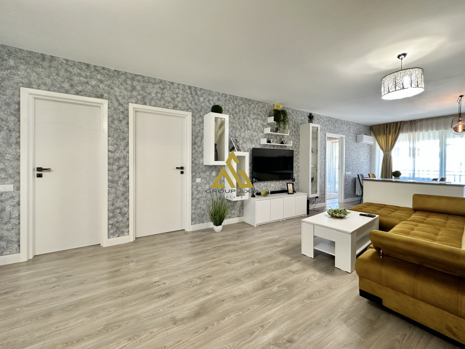 Inchiriere Apartament 3 camere, Scala center, optional garaj