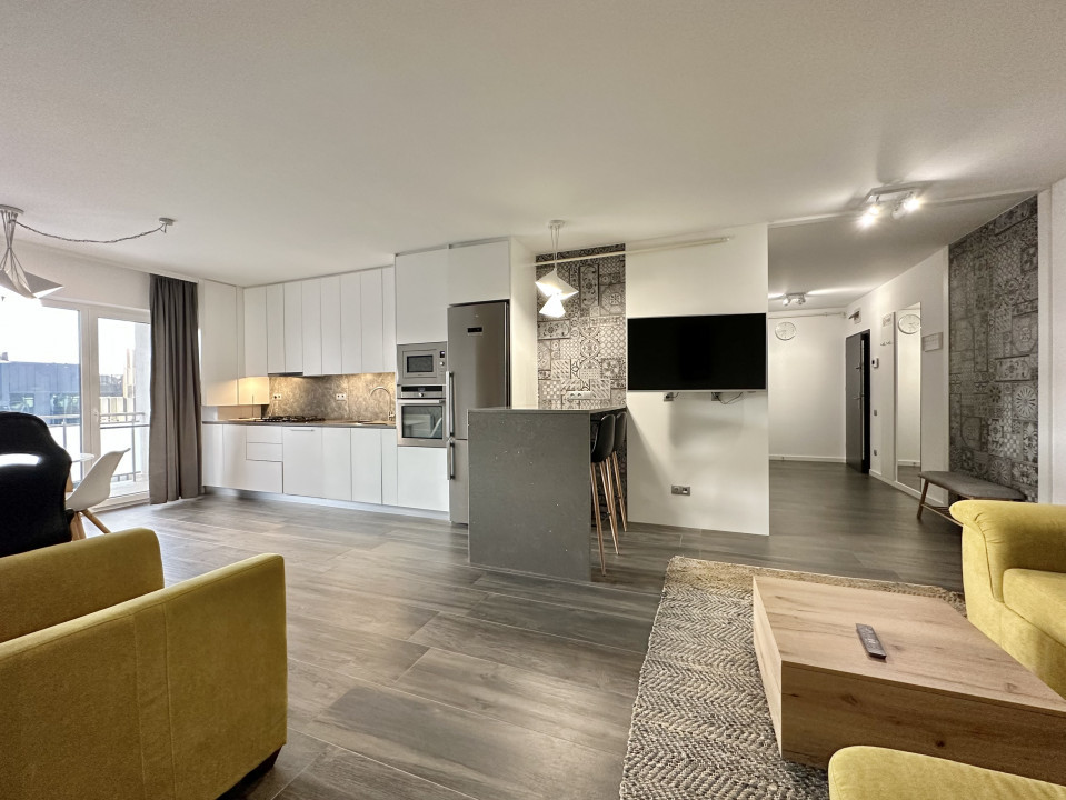 Vanzare Apartament 2 camere, 63 mp, zona centrala, Scala Center, garaj