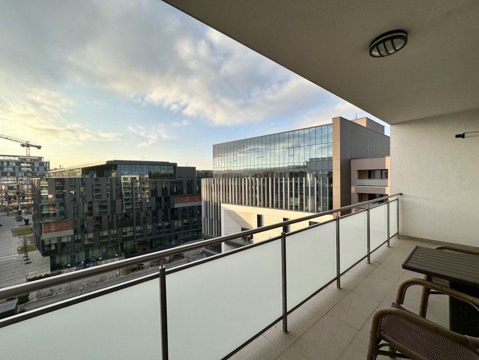 Vanzare Apartament 2 camere, 63 mp, zona centrala, Scala Center, garaj