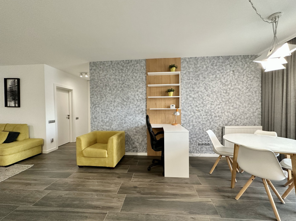 Vanzare Apartament 2 camere, 63 mp, zona centrala, Scala Center, garaj