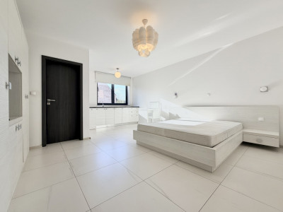 Apartament tip studio, imobil nou, zona hotel Golden Tulip