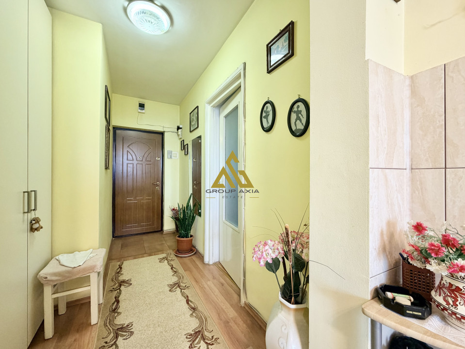 Vanzare Apartament 2 camere decomandate, Gheorgheni, zona Hotel Royal