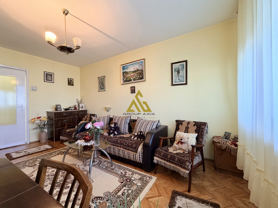 Vanzare Apartament 2 camere decomandate, Gheorgheni, zona Hotel Royal