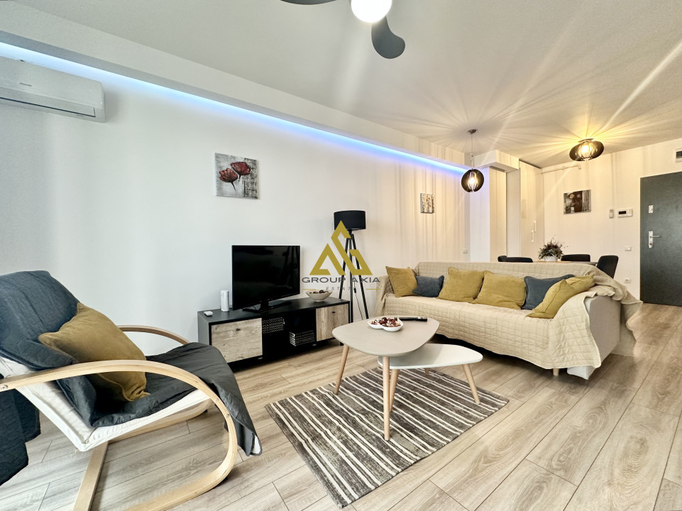 Inchiriere Apartament 2 camere, zona centrala - Scala Center, garaj