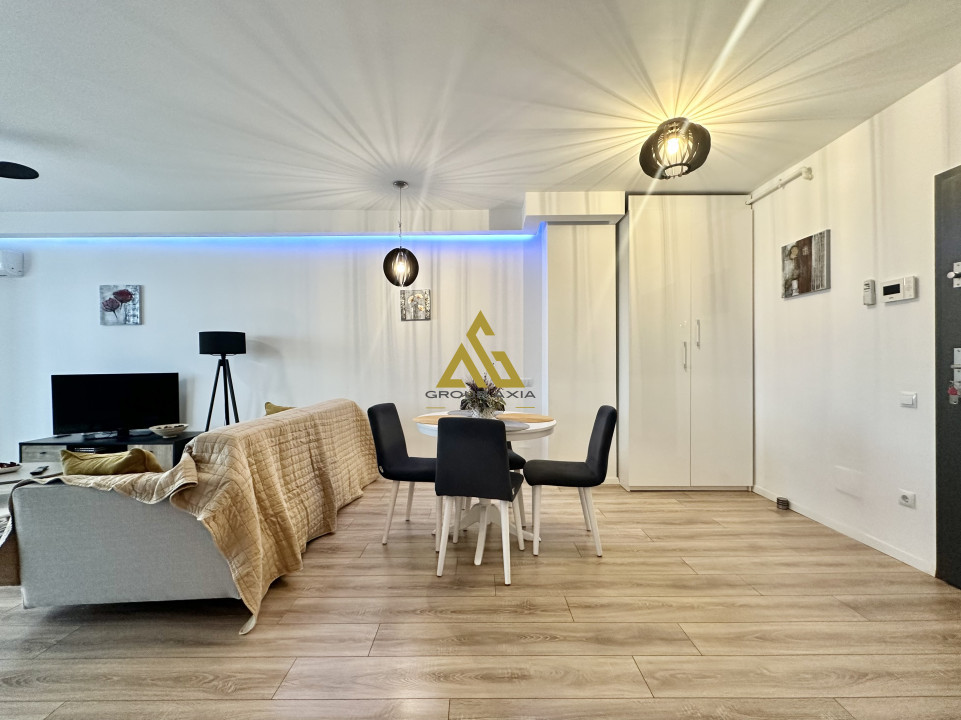 Inchiriere Apartament 2 camere, zona centrala - Scala Center, garaj