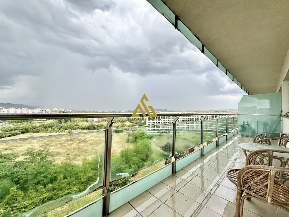 Apartament 3 camere, Viva City Residence, garaj, langa Iulius Mall