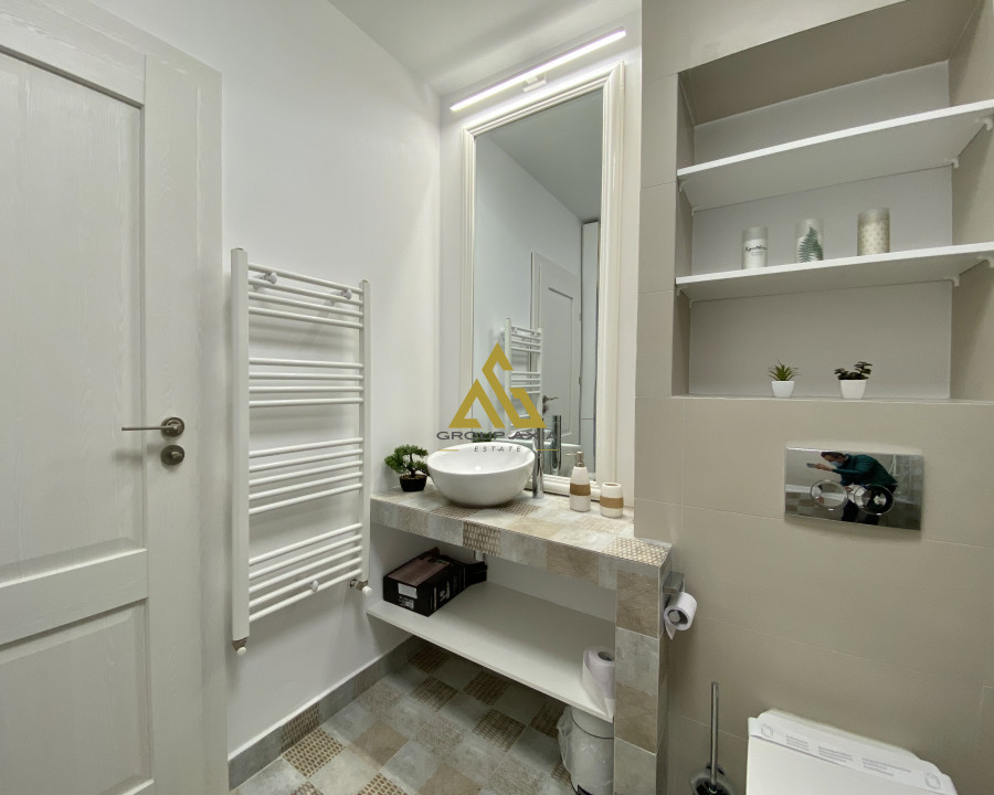 Apartament 2 camere, zona centrala - Scala Center, garaj