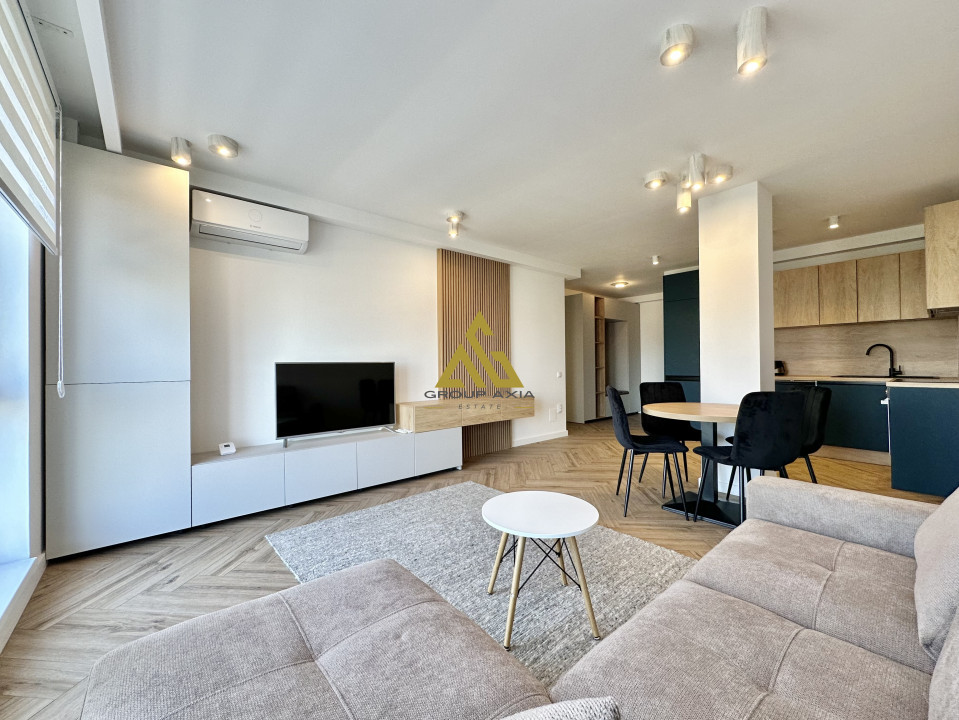 Inchiriere Apartament cu 2 camere, garaj, Andrei Muresanu Sud