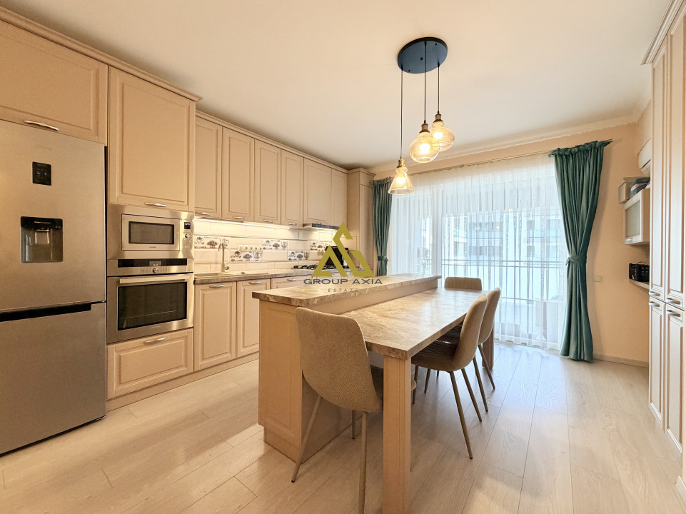 Inchiriere Apartament 3 camere, Scala Center, terasa 15 mp, garaj