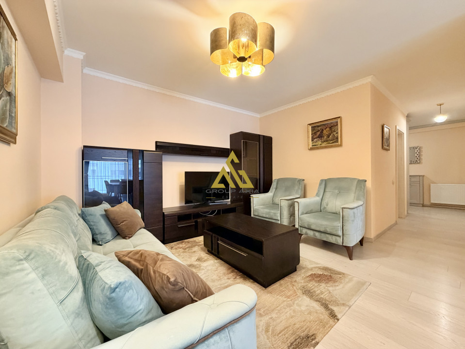 Inchiriere Apartament 3 camere, Scala Center, terasa 15 mp, garaj