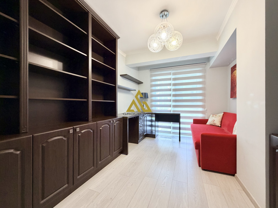 Inchiriere Apartament 3 camere, Scala Center, terasa 15 mp, garaj