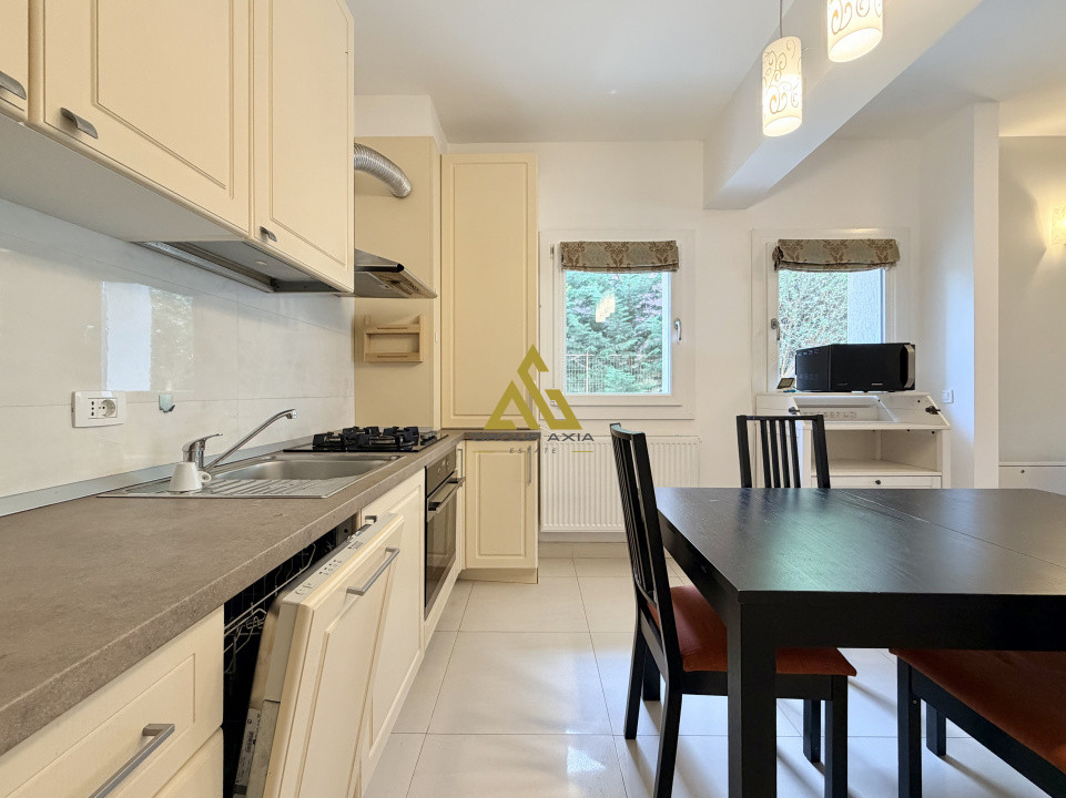Apartament 4 camere,120 mp, imobil tip vila, garaj si boxa, A Muresanu