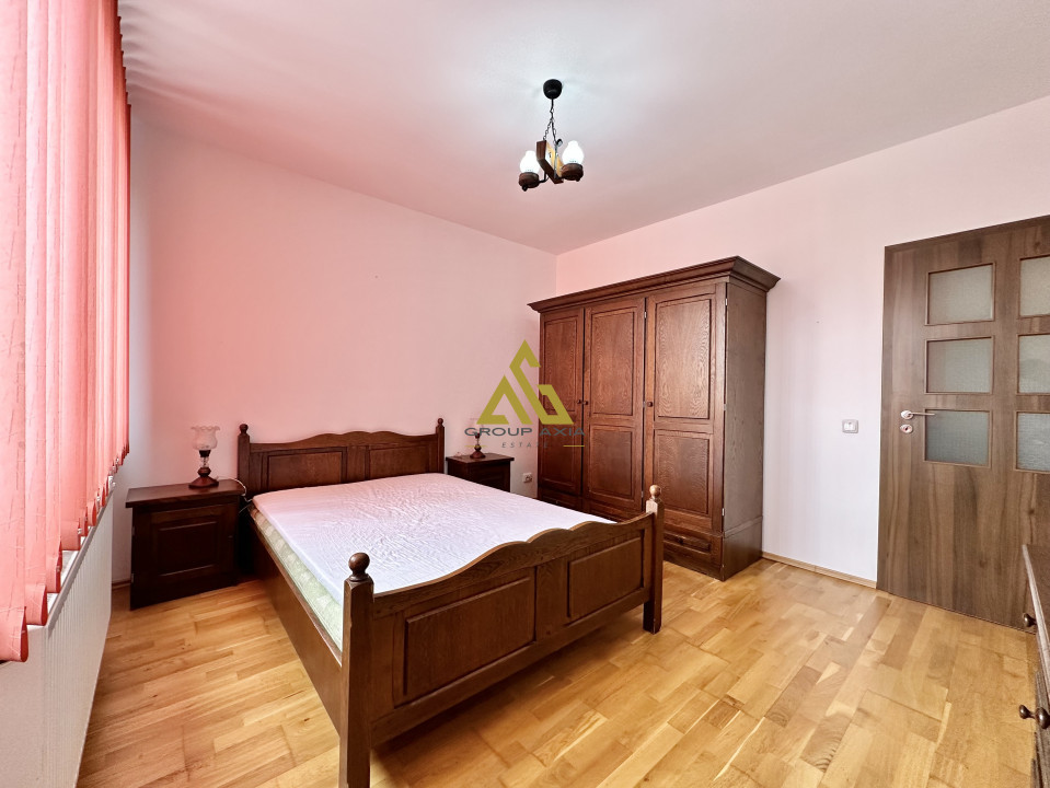 Apartament spatios cu 3 camere, Zorilor/Europa, 74 mp, bloc mic, boxa