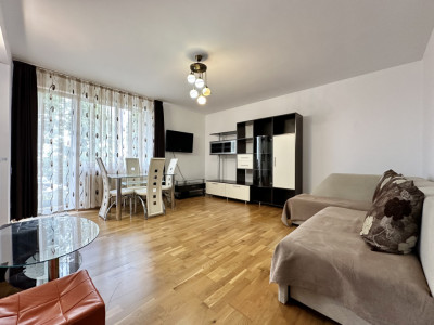 Apartament spatios cu 3 camere, Zorilor/Europa, 74 mp, bloc mic, boxa