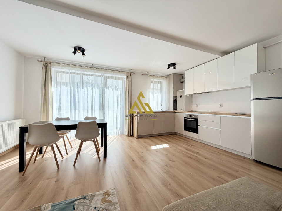 Apartament spatios cu 2 camere, parcare, zona Grand Hotel Italia