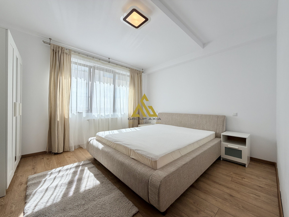 Apartament spatios cu 2 camere, parcare, zona Grand Hotel Italia
