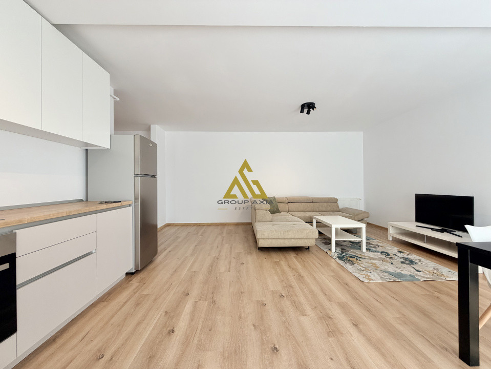 Apartament spatios cu 2 camere, parcare, zona Grand Hotel Italia