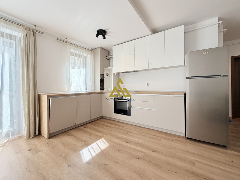 Apartament spatios cu 2 camere, parcare, zona Grand Hotel Italia
