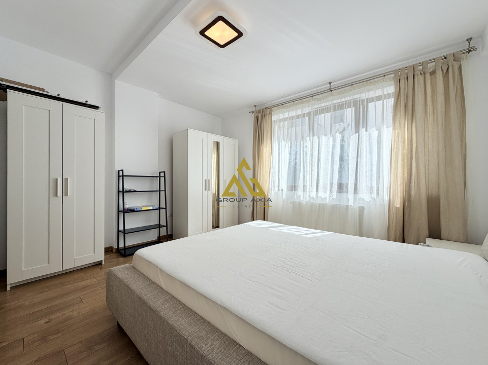 Apartament spatios cu 2 camere, parcare, zona Grand Hotel Italia
