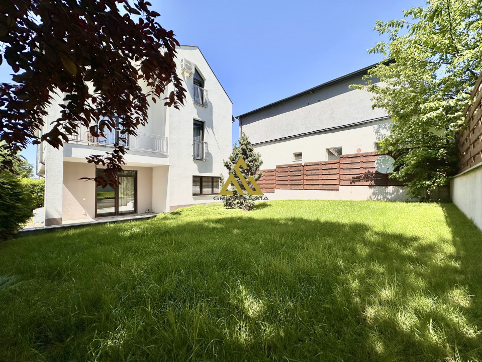 Apartament deosebit, 3 camere, imobil tip vila, gradina privata 250 mp