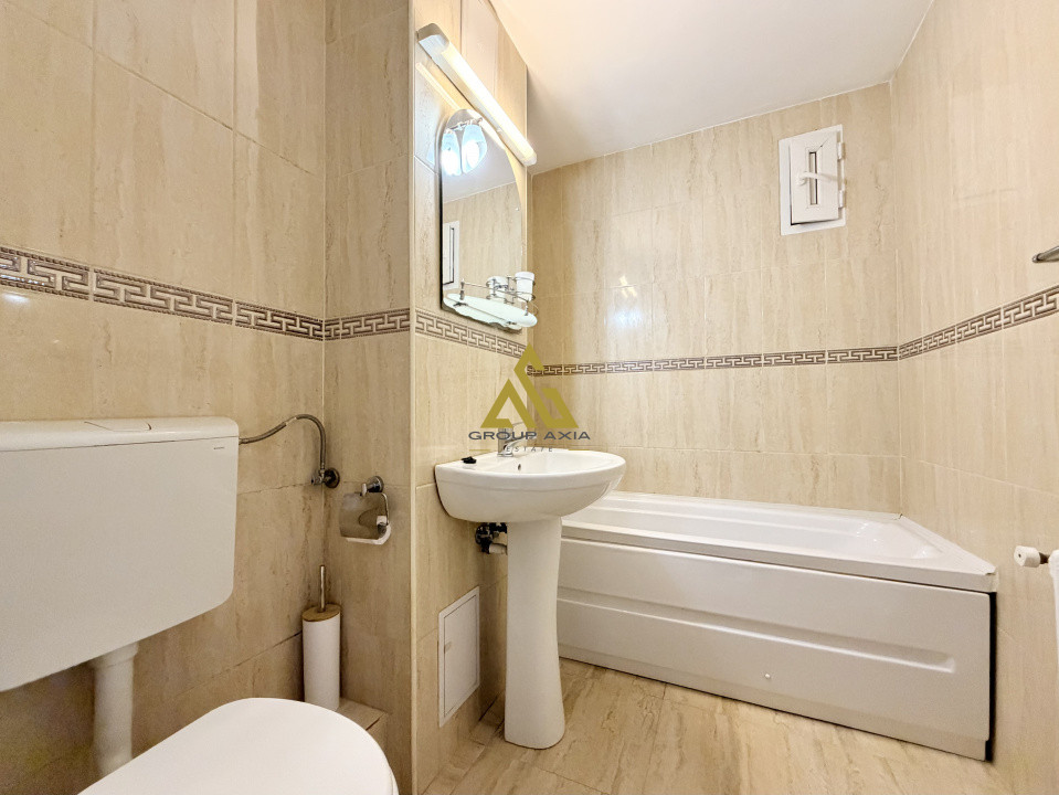 Apartament 2 camere decomandate, 2 bai, parcare, strada Bucuresti