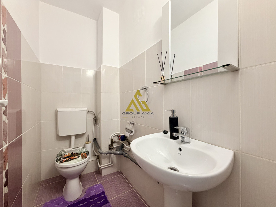 Apartament 2 camere decomandate, 2 bai, parcare, strada Bucuresti