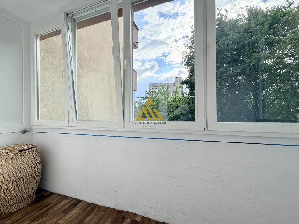 Apartament 2 camere decomandate, 2 bai, parcare, strada Bucuresti