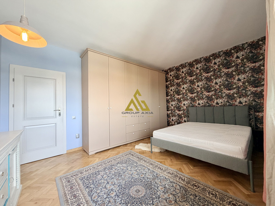 Inchiriere Apartament 3 camere, 117 mp, strada Paris, zona centrala