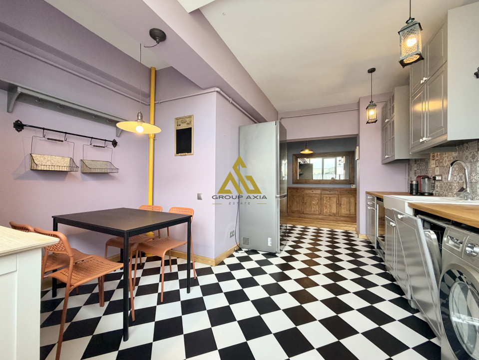 Inchiriere Apartament 3 camere, 117 mp, strada Paris, zona centrala